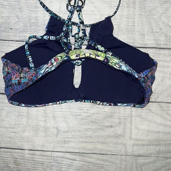 Red Carter Strappy Back Halter Bikini Top Cut Out Removable Padding sz 6 - Picture 4 of 6